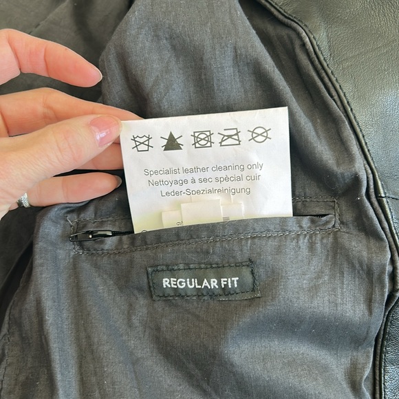 Mauritius cool leather jacket with light gold zipper. NWT - Picture 9 of 15